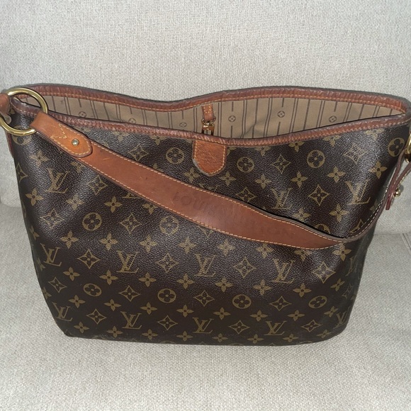Authentic Louis Vuitton Delightful MM Purse